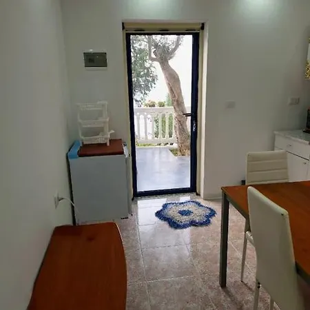 Monolocale Con Posto Auto Incluso Apartamento Pizzo (Calabria)