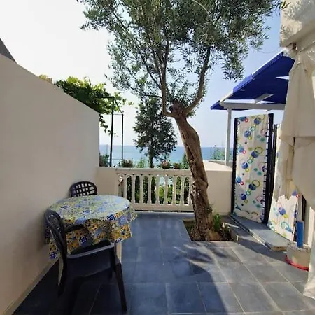 Monolocale Con Posto Auto Incluso * Pizzo (Calabria)