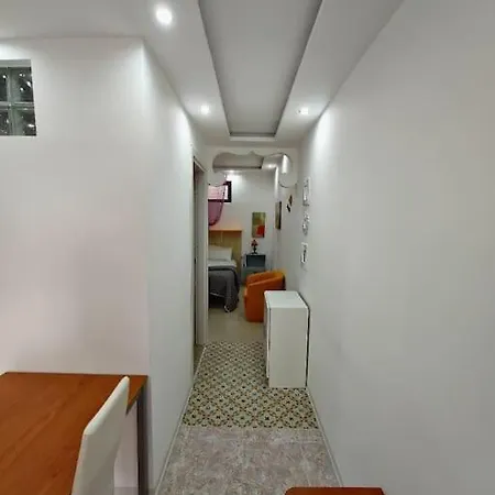 Monolocale Con Posto Auto Incluso Apartmán *
